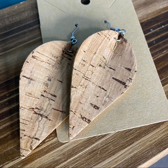 Cork Wood Inspired Reverse Teardrop Earrings - Picture 3 of 4